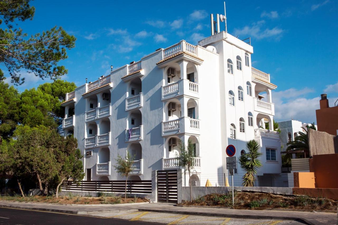 Apartamentos Top Secret Prestige Es Pujols - Formentera Vacaciones Buitenkant foto