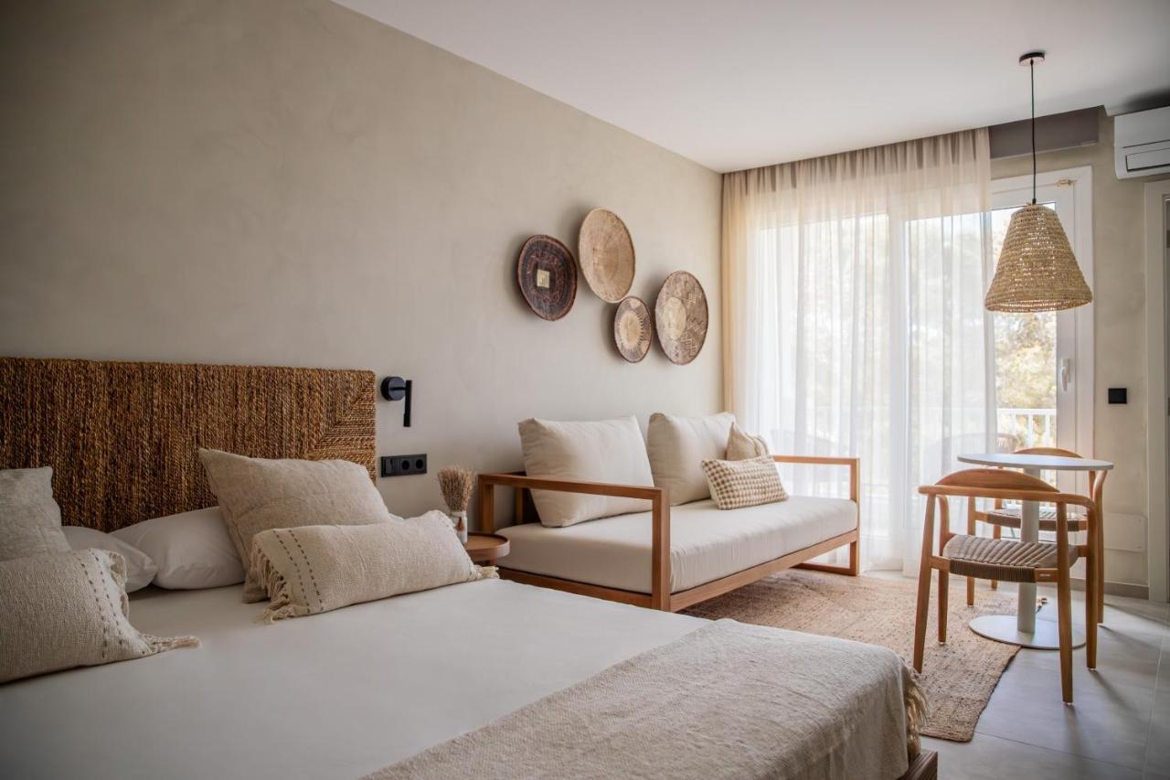 Apartamentos Top Secret Prestige Es Pujols - Formentera Vacaciones Buitenkant foto