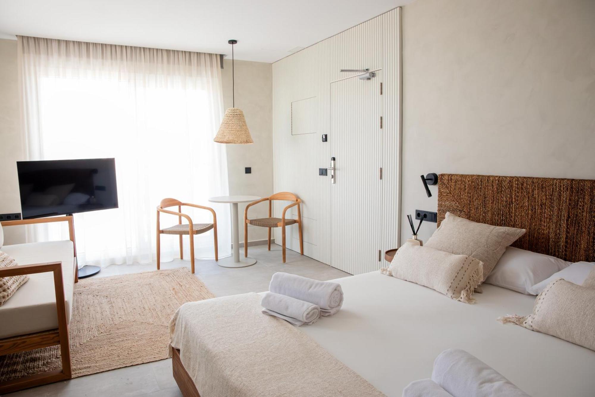 Apartamentos Top Secret Prestige Es Pujols - Formentera Vacaciones Buitenkant foto